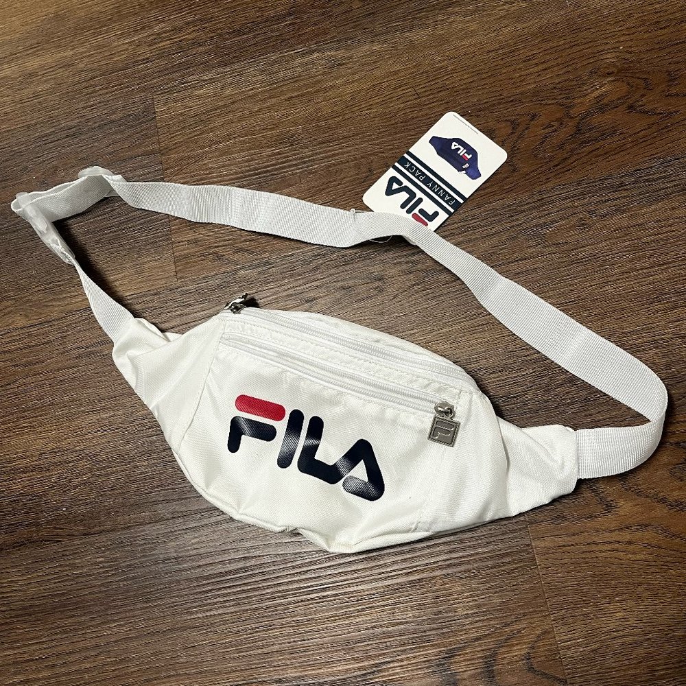 Fila Vintage Style white Hip Bag, Fanny pack, waist pack NWT